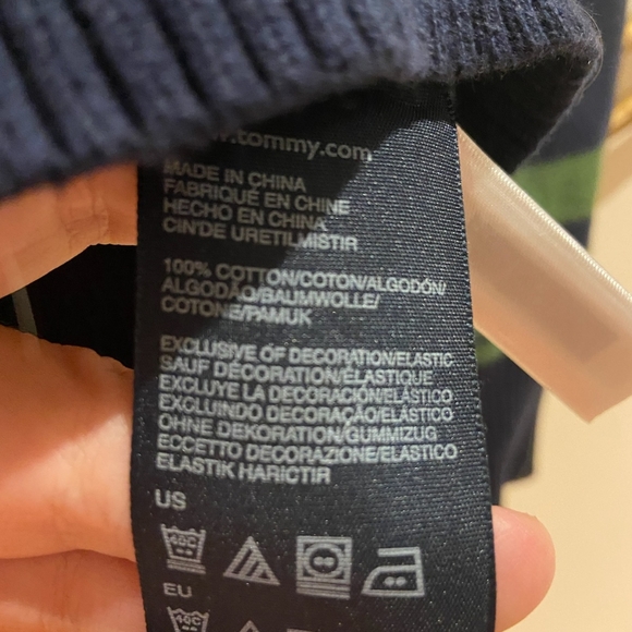 Tommy Hilfiger Sweater - Picture 2 of 4